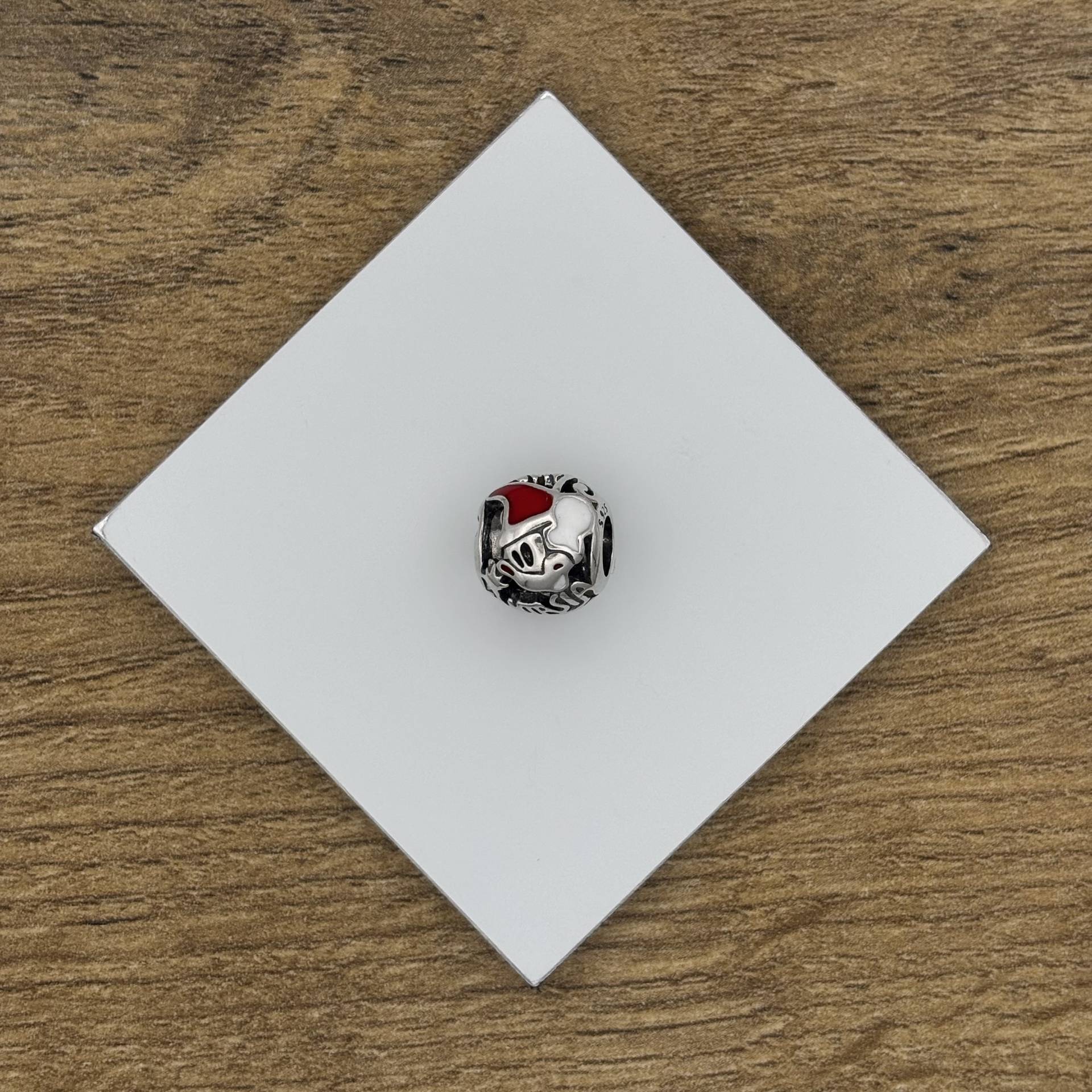 Ezüst gömb charm
