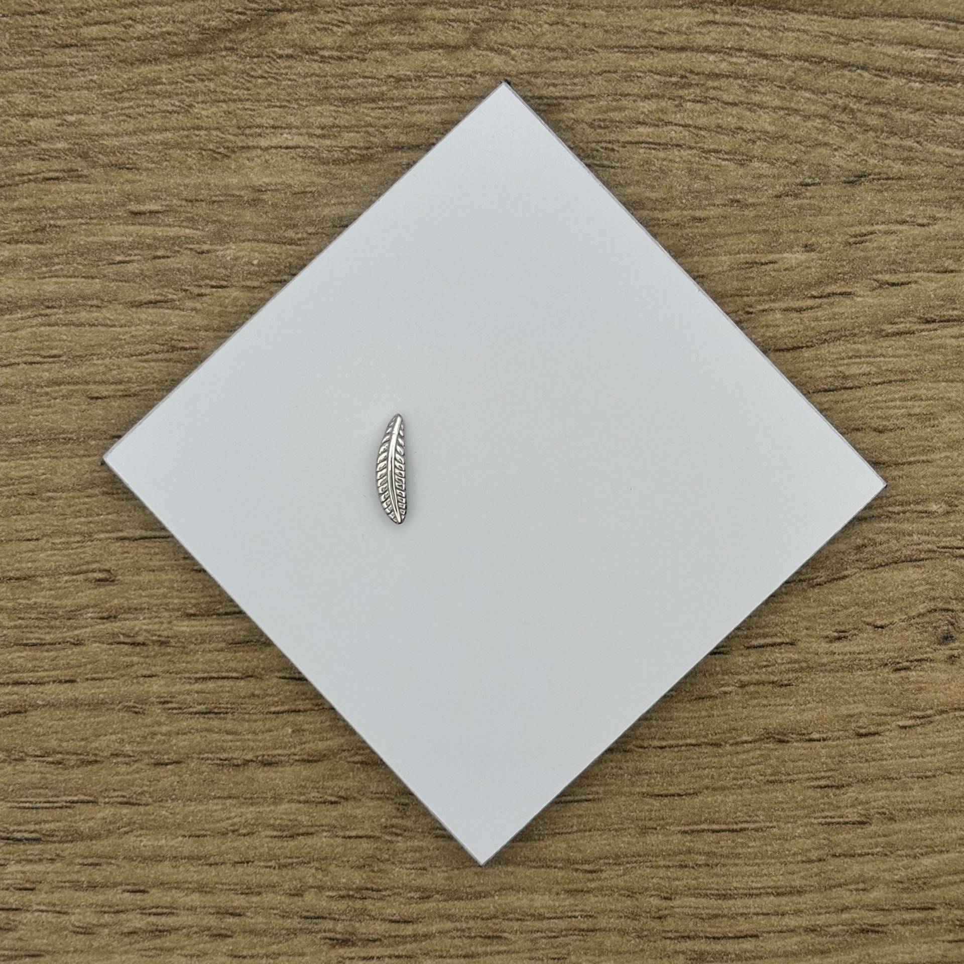 Fehér arany piercing